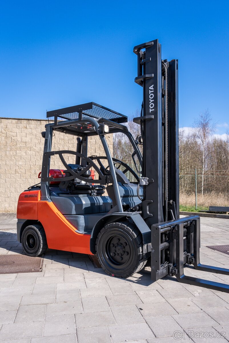 Vysokozdvižný vozík Toyota 02-8FGJF35 (VV0075)