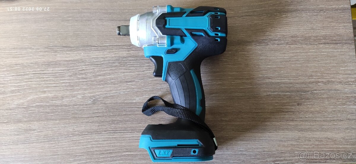 Aku rázový utahovák 1/2" 18V 250Nm - sleva