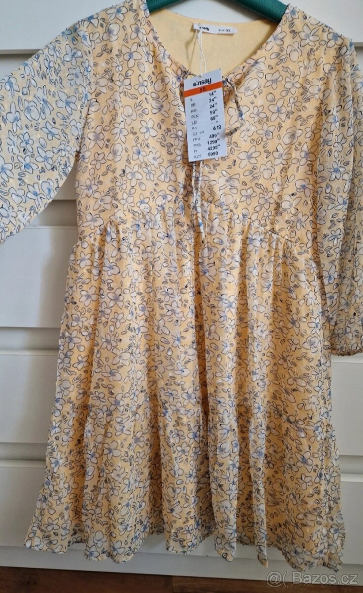 Krásné volné šaty. Nové