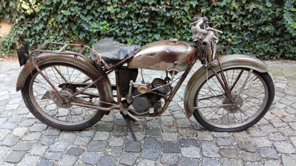 Motocykl MR. 40 léta.