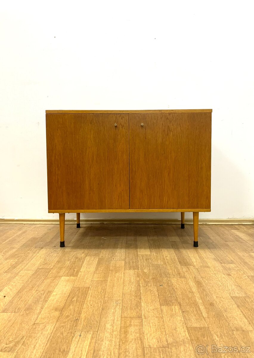 Retro komoda 60. léta—,,