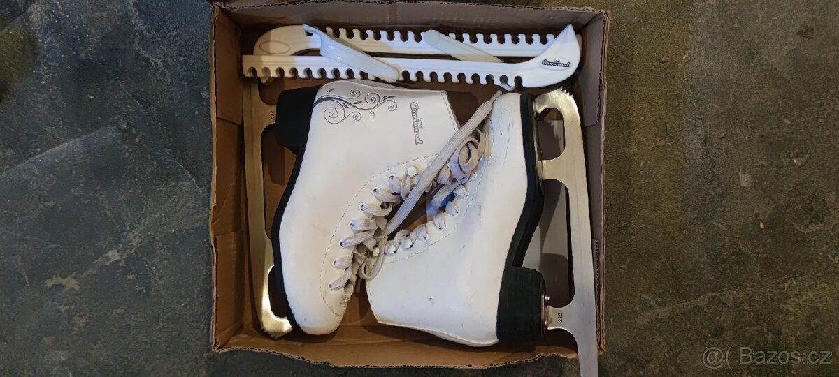 Dětské brusle vel. 36