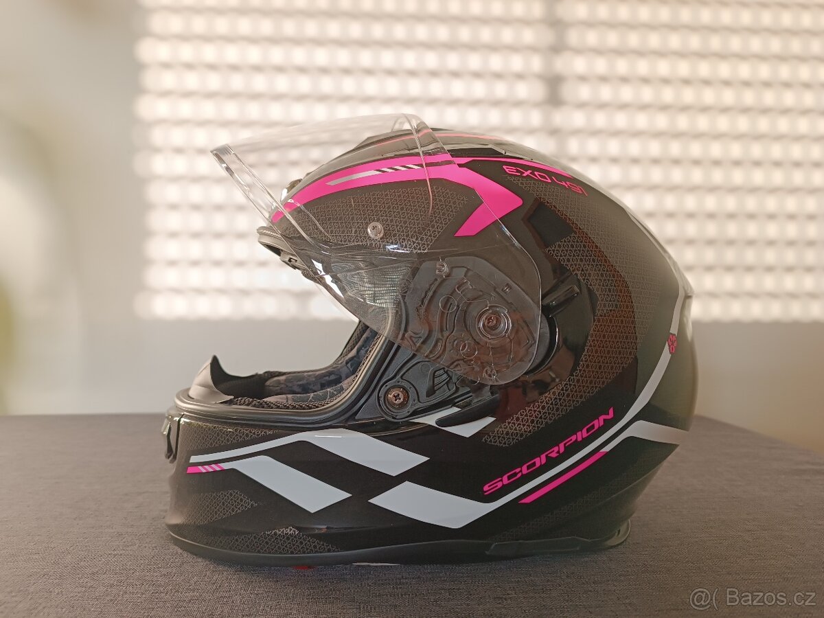 Integrální helma Scorpion
