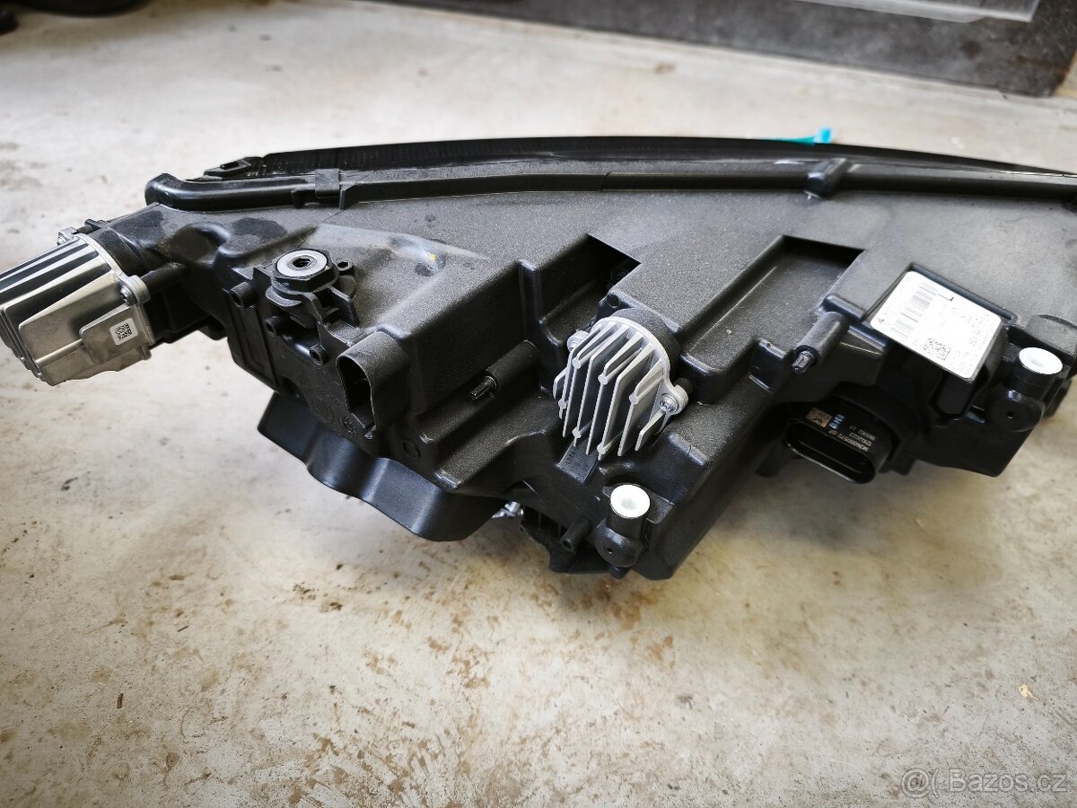 LP světlo skoda Octavia 4