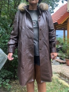 Hnědá kožená bunda - velikost postavy 165cm vel.: M/L