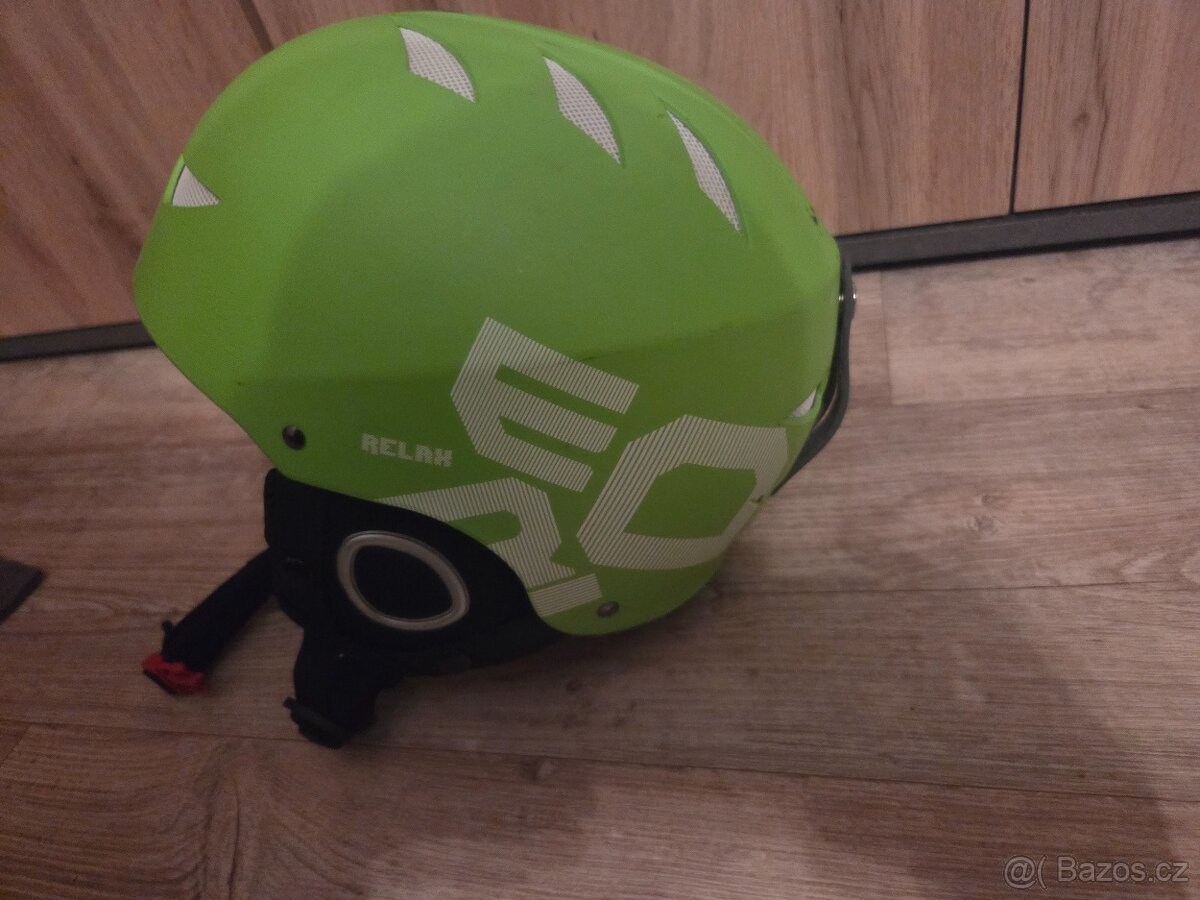 Helma na lyže/snowboard