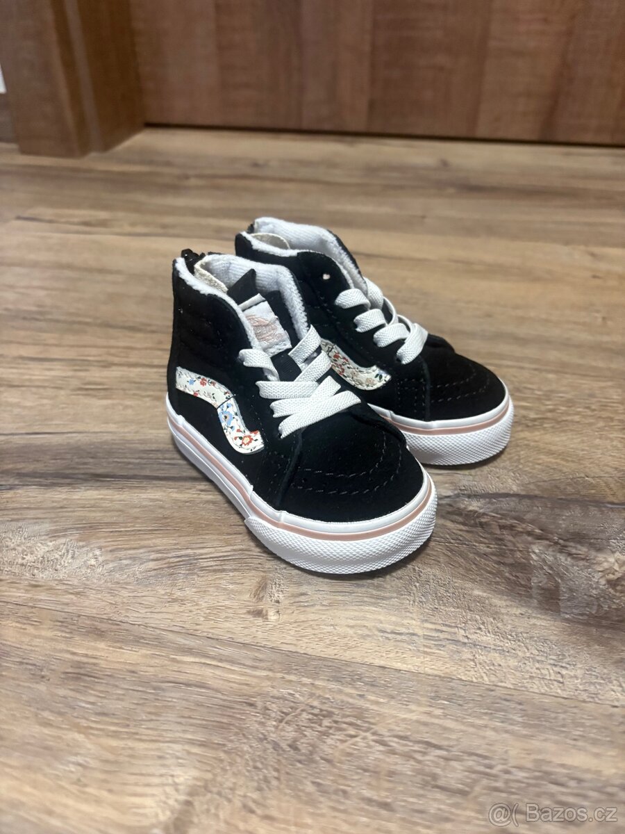 Holčičí boty Vans