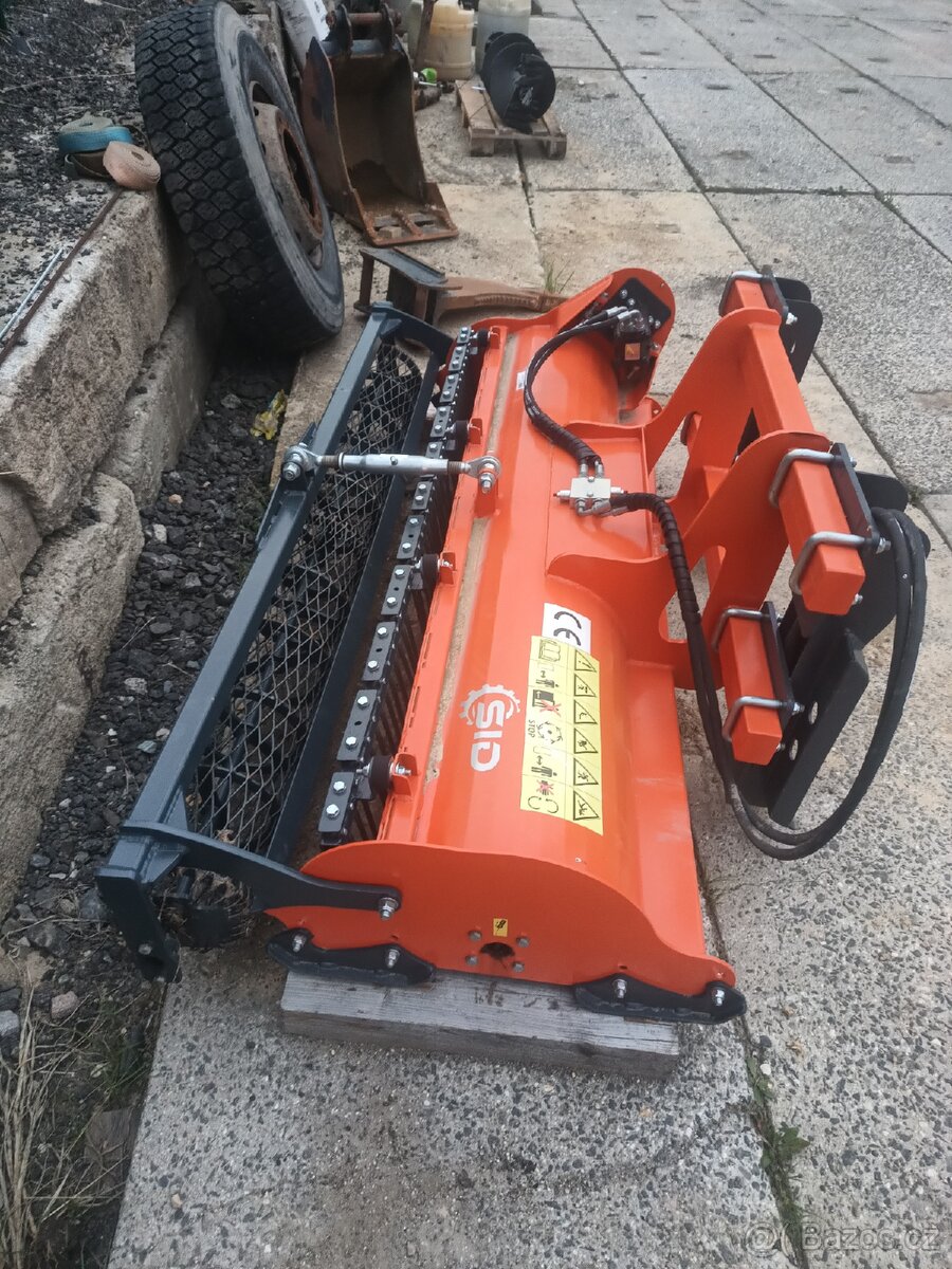 Zakladač trávníku