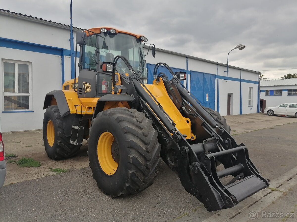 Kolový nakladač JCB 426e HT Agri