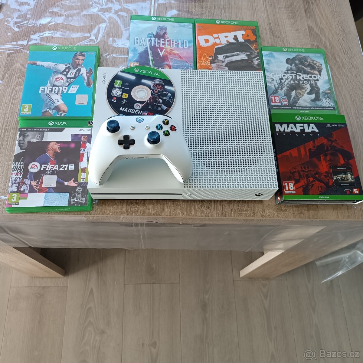 XBOX ONE S 500GB