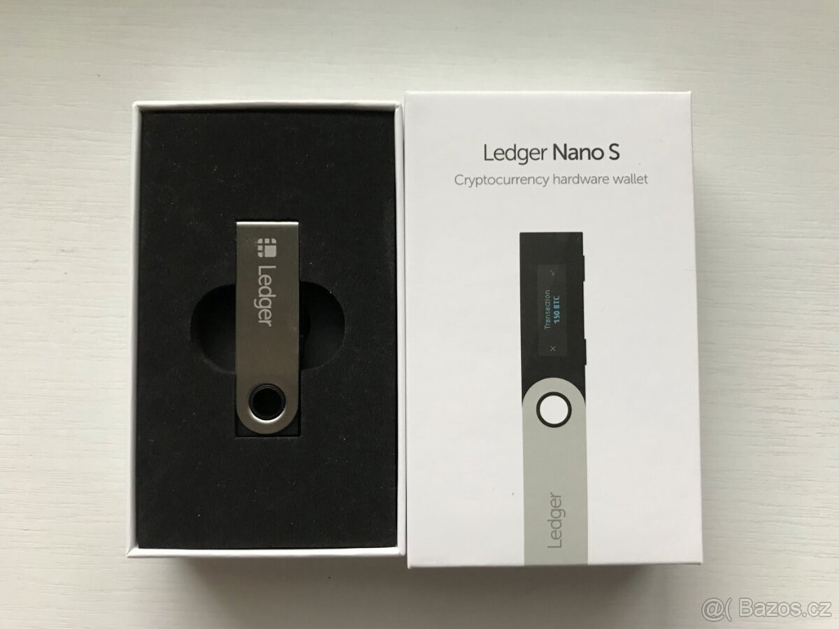 Ledger Nano S (krypto peněženka)