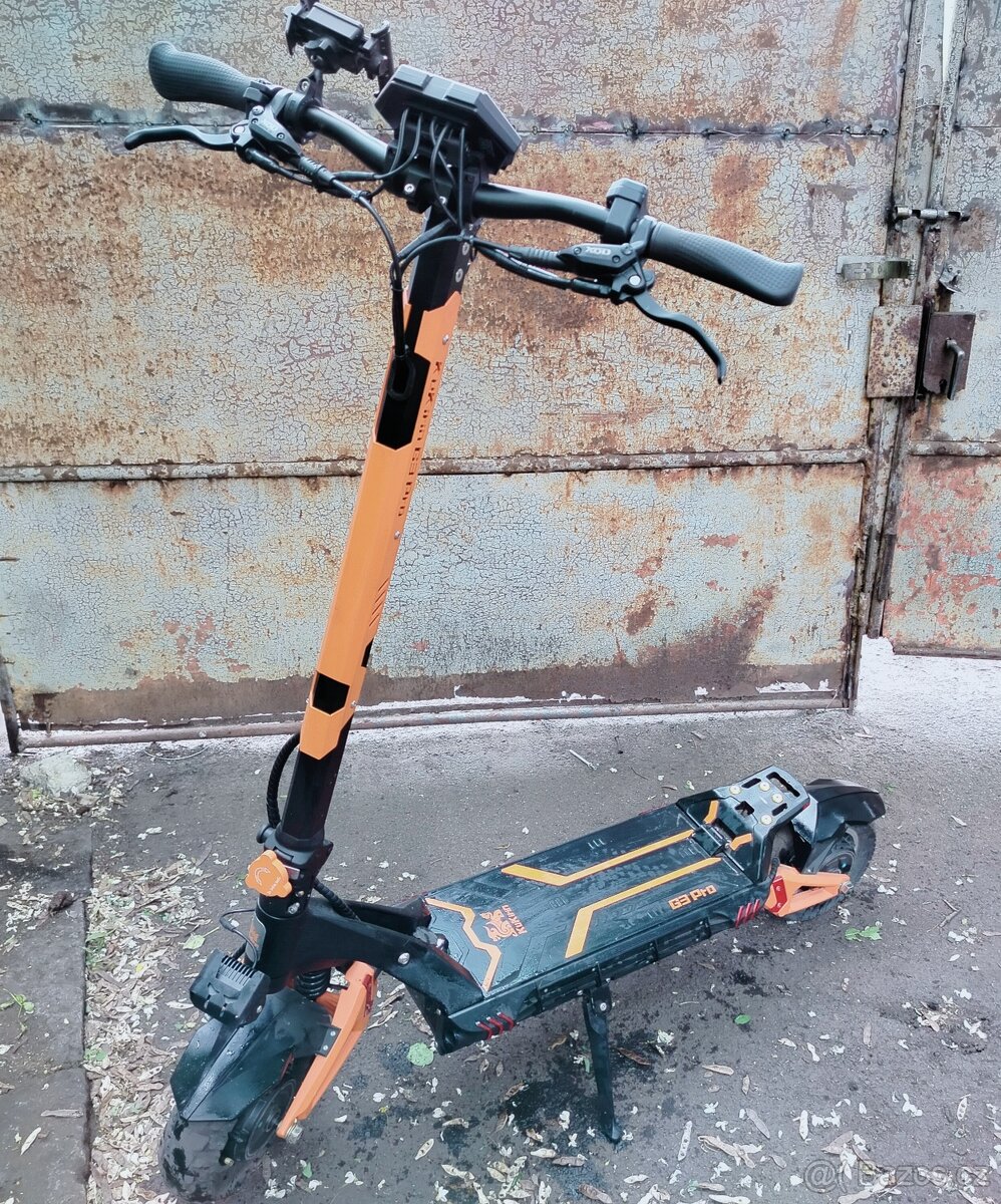 Elektrokoloběžka KuKirin G3 Pro – skoro nová, pouze 100 km