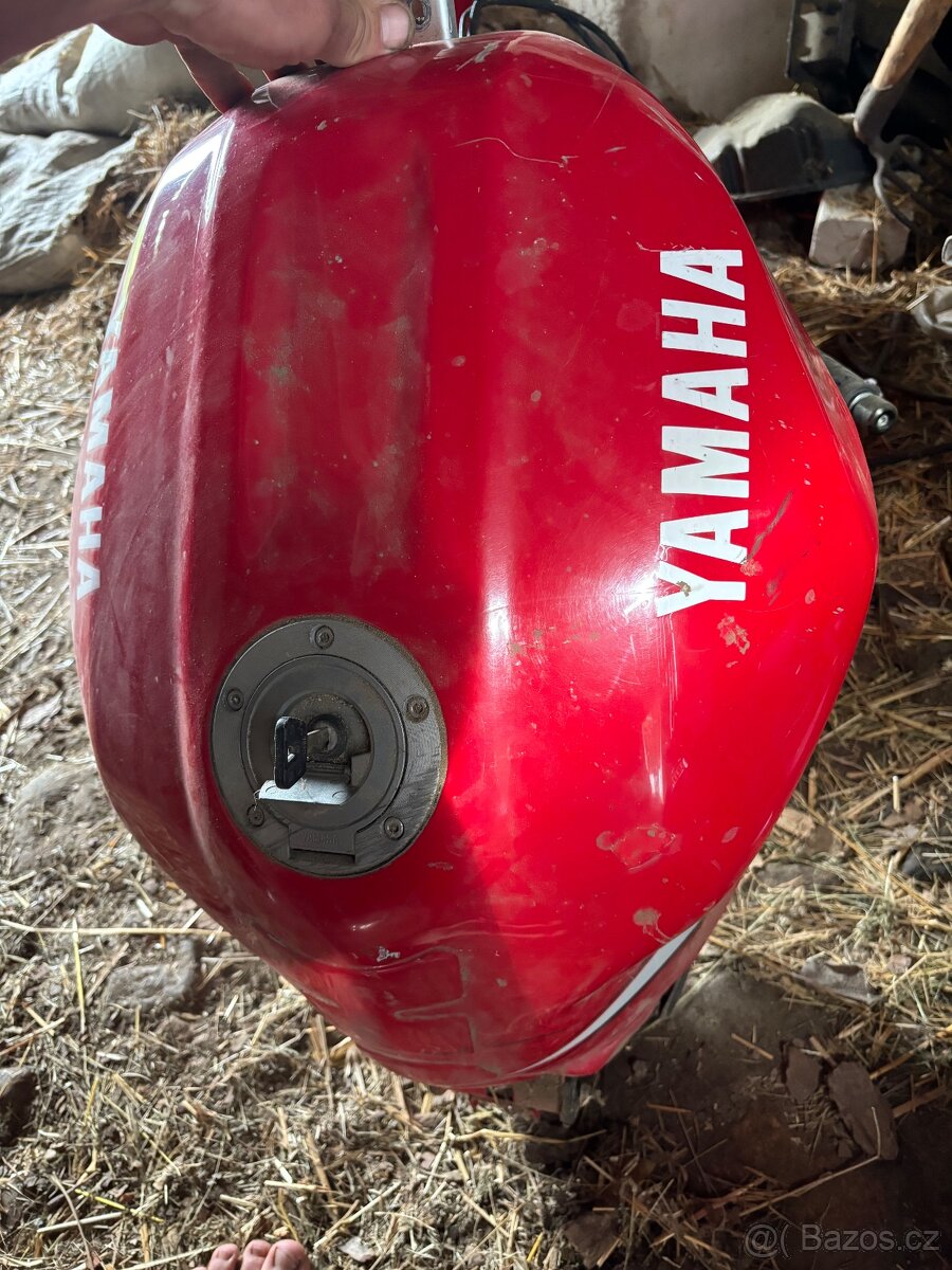 Nadrz na Yamaha R1 00-01 Rn04