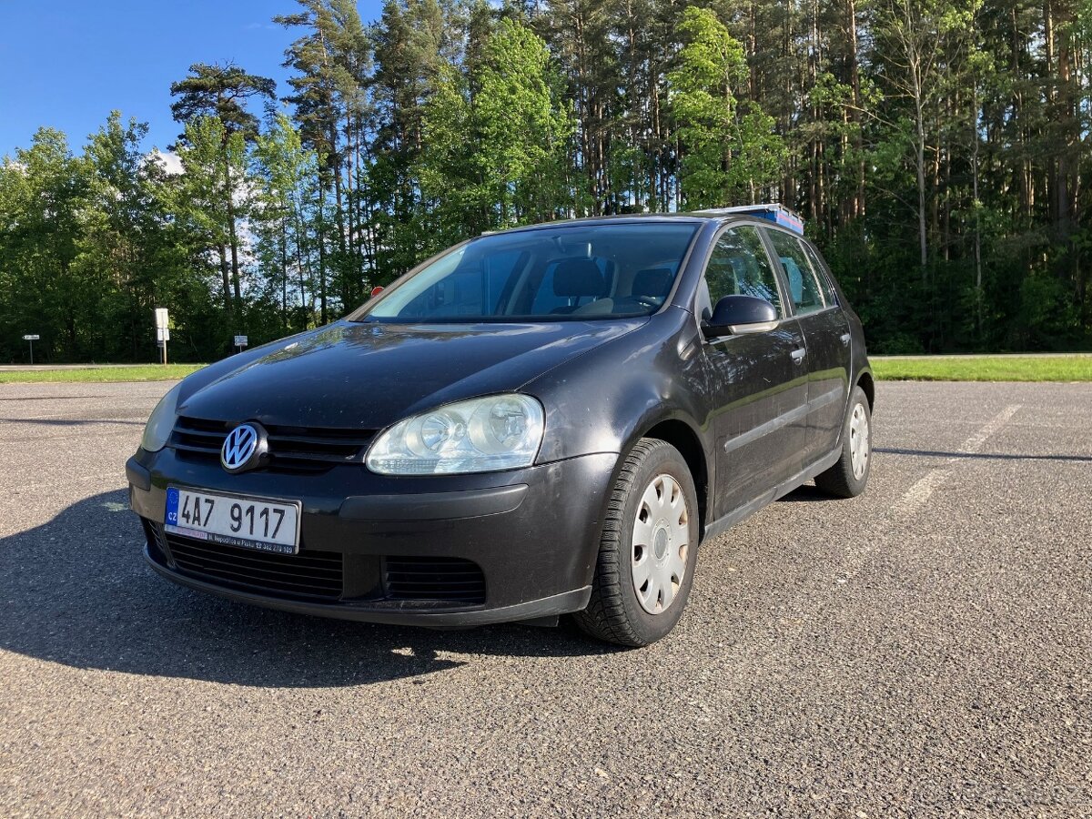 Volkswagen Golf V