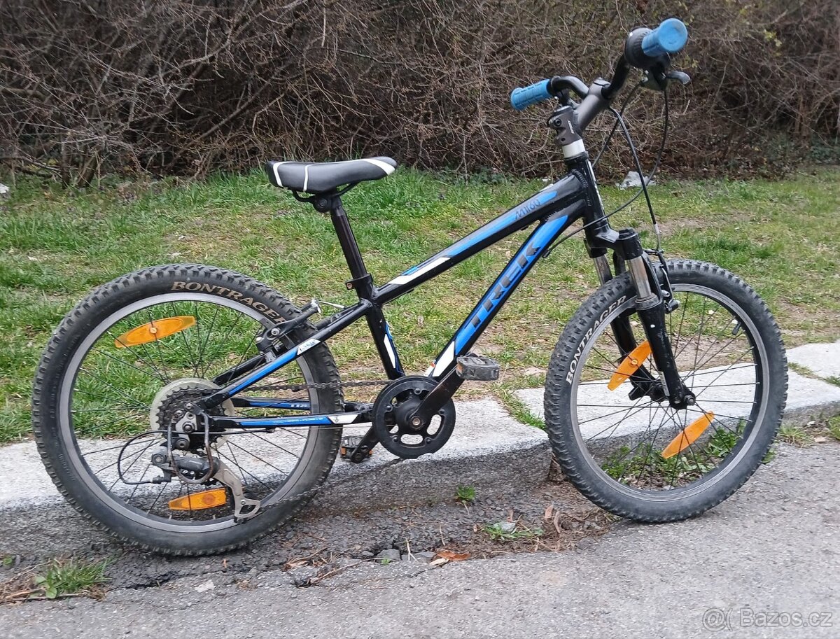 TREK MT60 20"