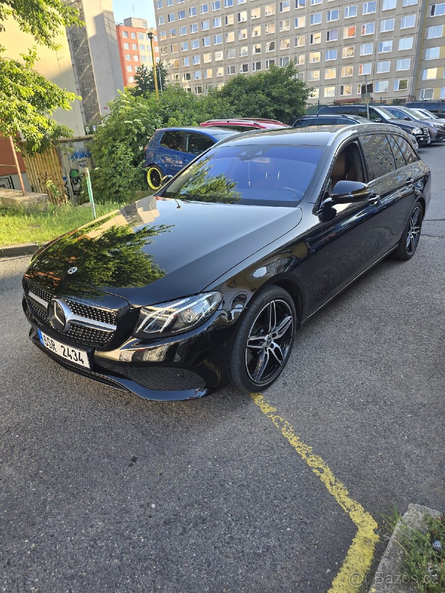 Mercedes E220 kombi UVEDENÁ CENA BEZ DPH