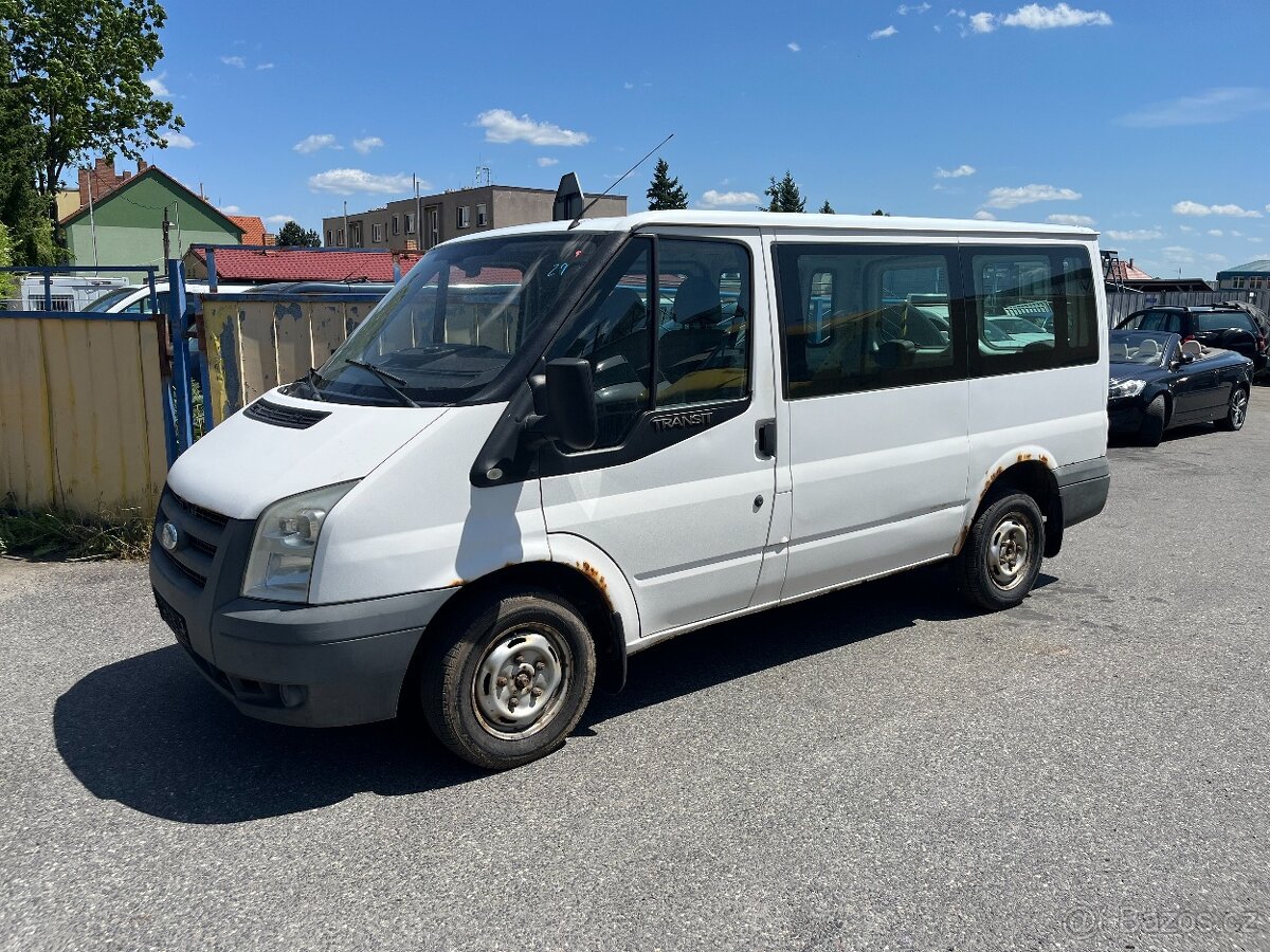 Ford Transit 2.2 TDCi bus pro 9míst
