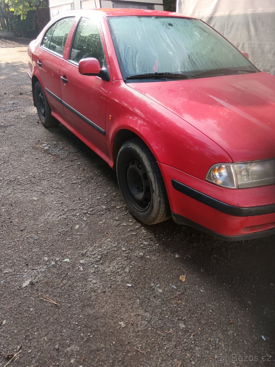 ŠKODA OCTAVIA 1.6