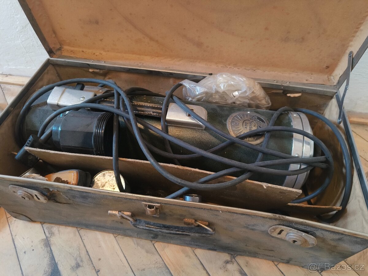 Historický vysavač Electrolux