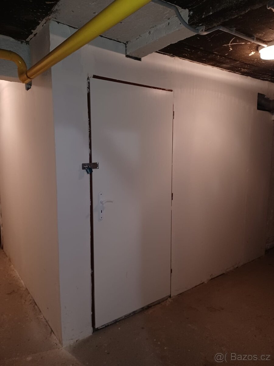 Pronájem sklepu 5m2, Vyšehrad