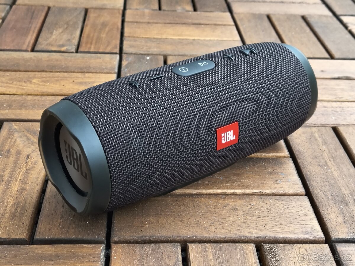 Bluetooth reproduktor JBL charge 3