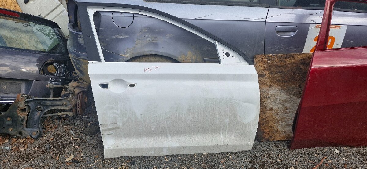 Pravé přední dveře Hyundai i30 PD 2017 ->