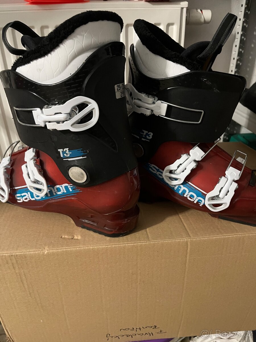 Lyžáky 25-25,5 (39-40)