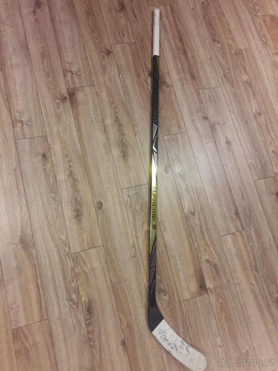 Hokejka Bauer Supreme 1S