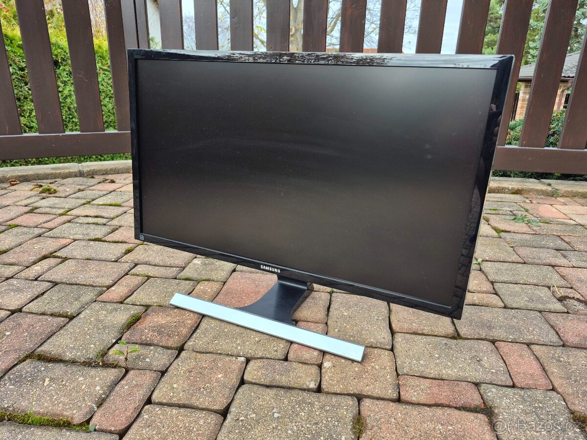 Samsung U28E590D - 3840x2160, 28", TOP STAV