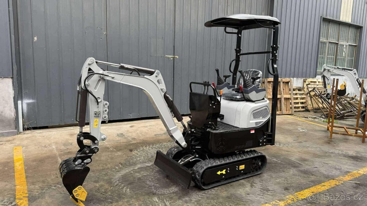 Minibagr Carter CT 10 diesels yojstiky