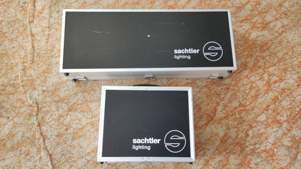 Filmařské halogen.sady osvětlení Sachtler H322+100H4+stativy