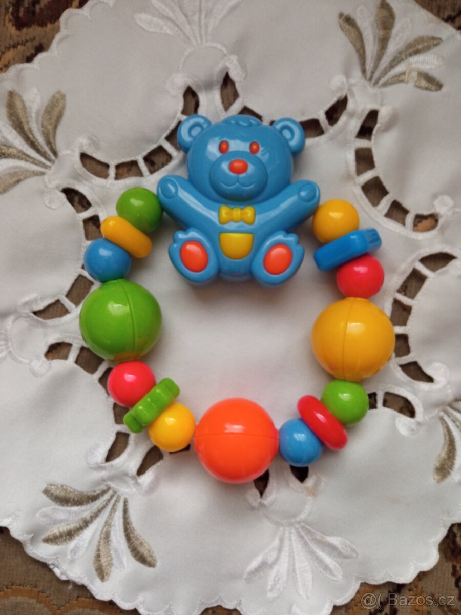 Chrastítko medvídek