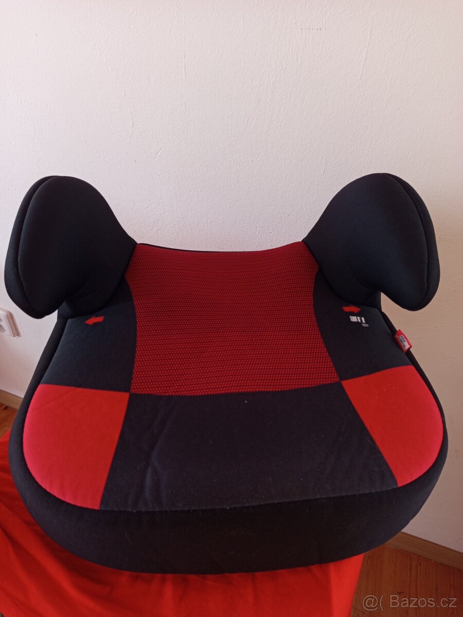 Podsedák do auta pohodlný s opěrkami