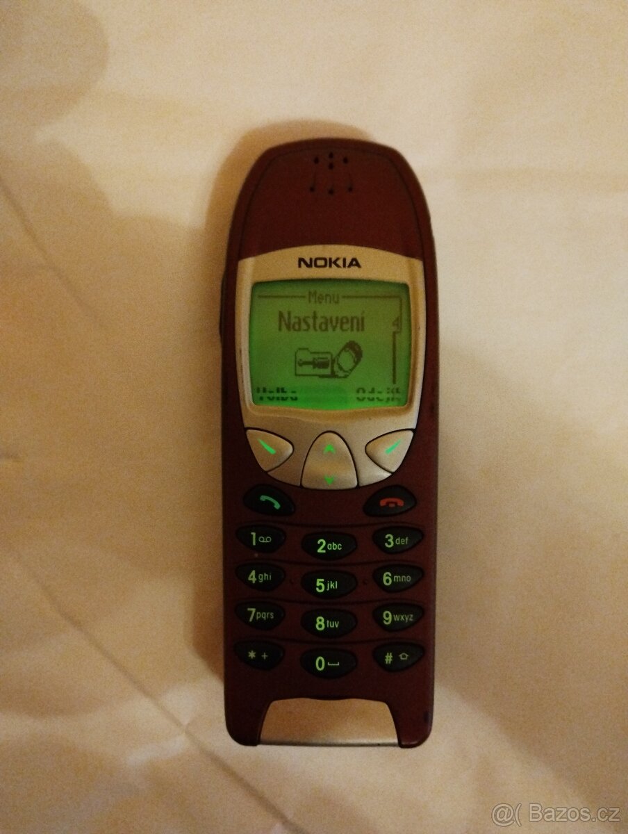 📌 Nokia 6210 – VĂnová klasika 📌