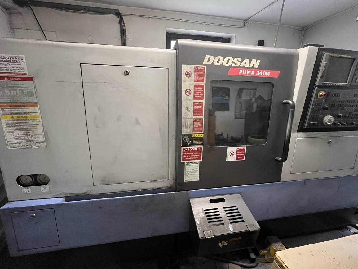 CNC soustruh DOOSAN PUMA 240 MB