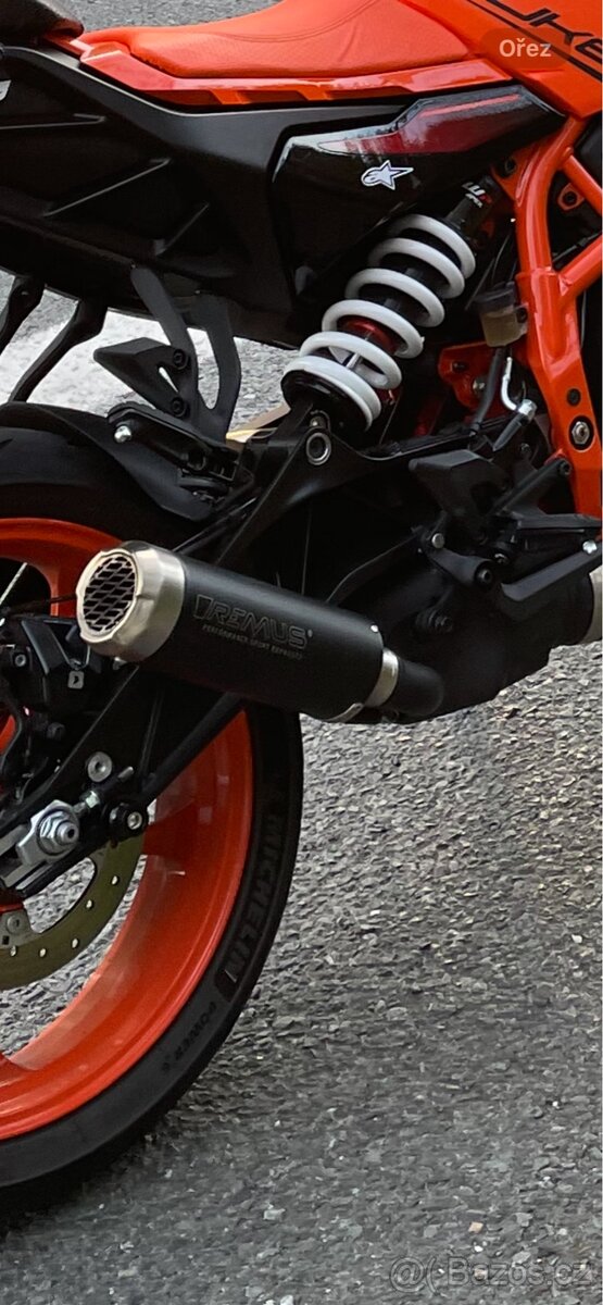 KTM duke 390 REMUS