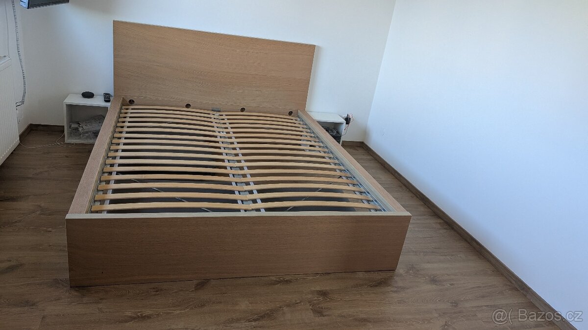 Postel IKEA Malm 160x200