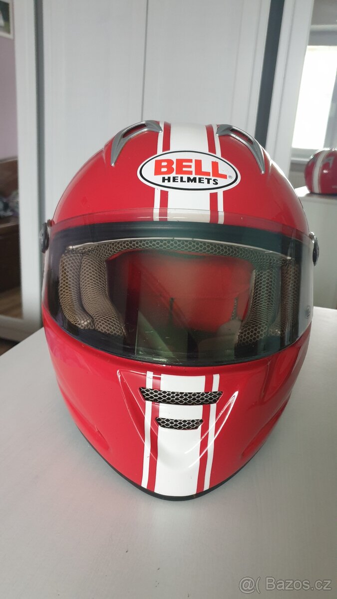 Bell helma ,vel.L