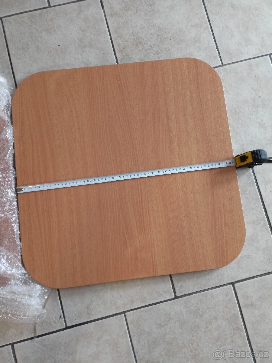 Dřevěné desky 60x60x20. Nové