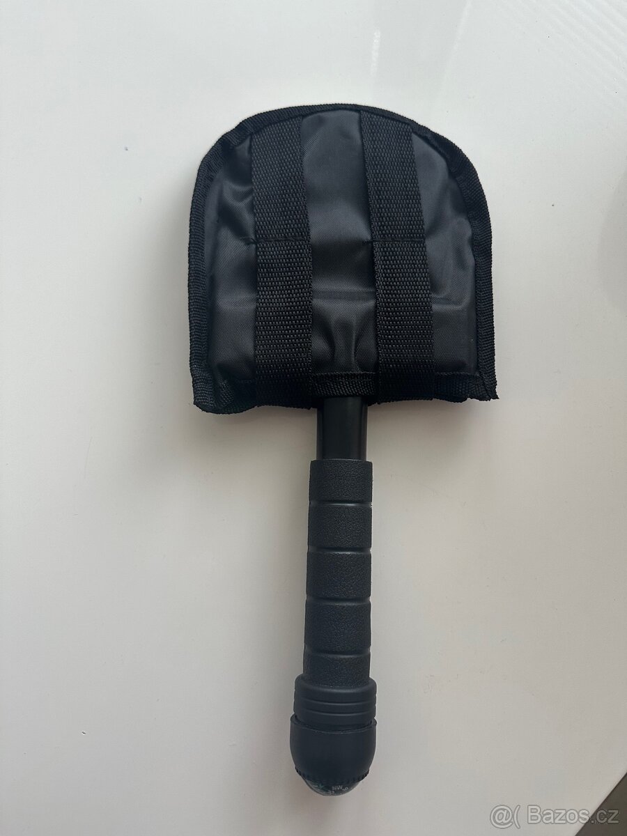 Multifunkční lopatka