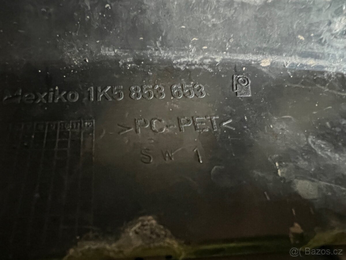 Přední maska mřížka chladiče originál VW GOLF V 1K0853653