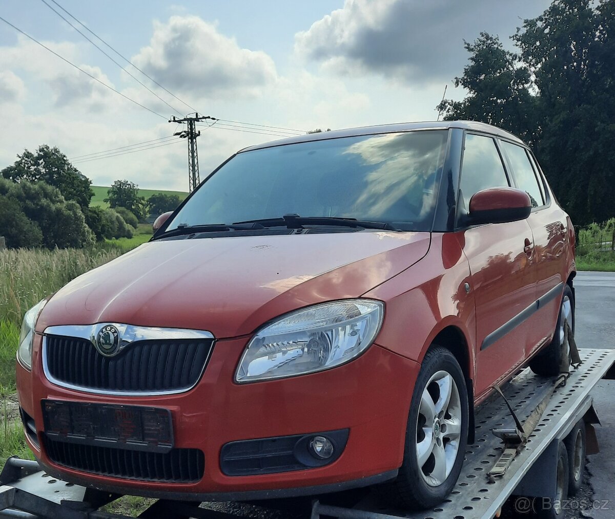 nd ze škoda fabia 2, 1.2.HTP 44kW, červená,bílá, Rosso