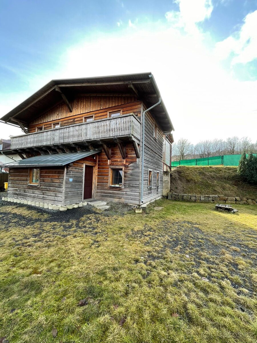 Rodinný dům 4+kk,160 m²,pozemek 650 m²–Šimonovice, Liberec