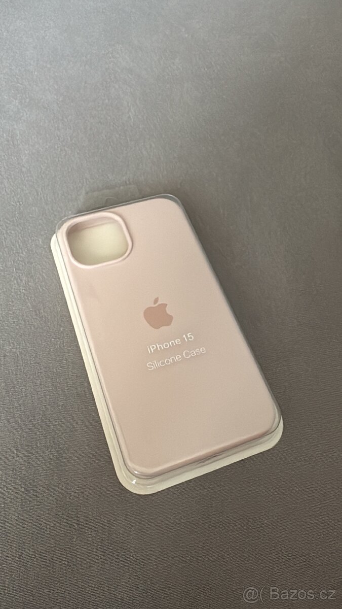 Starorůžový obal na iPhone 15