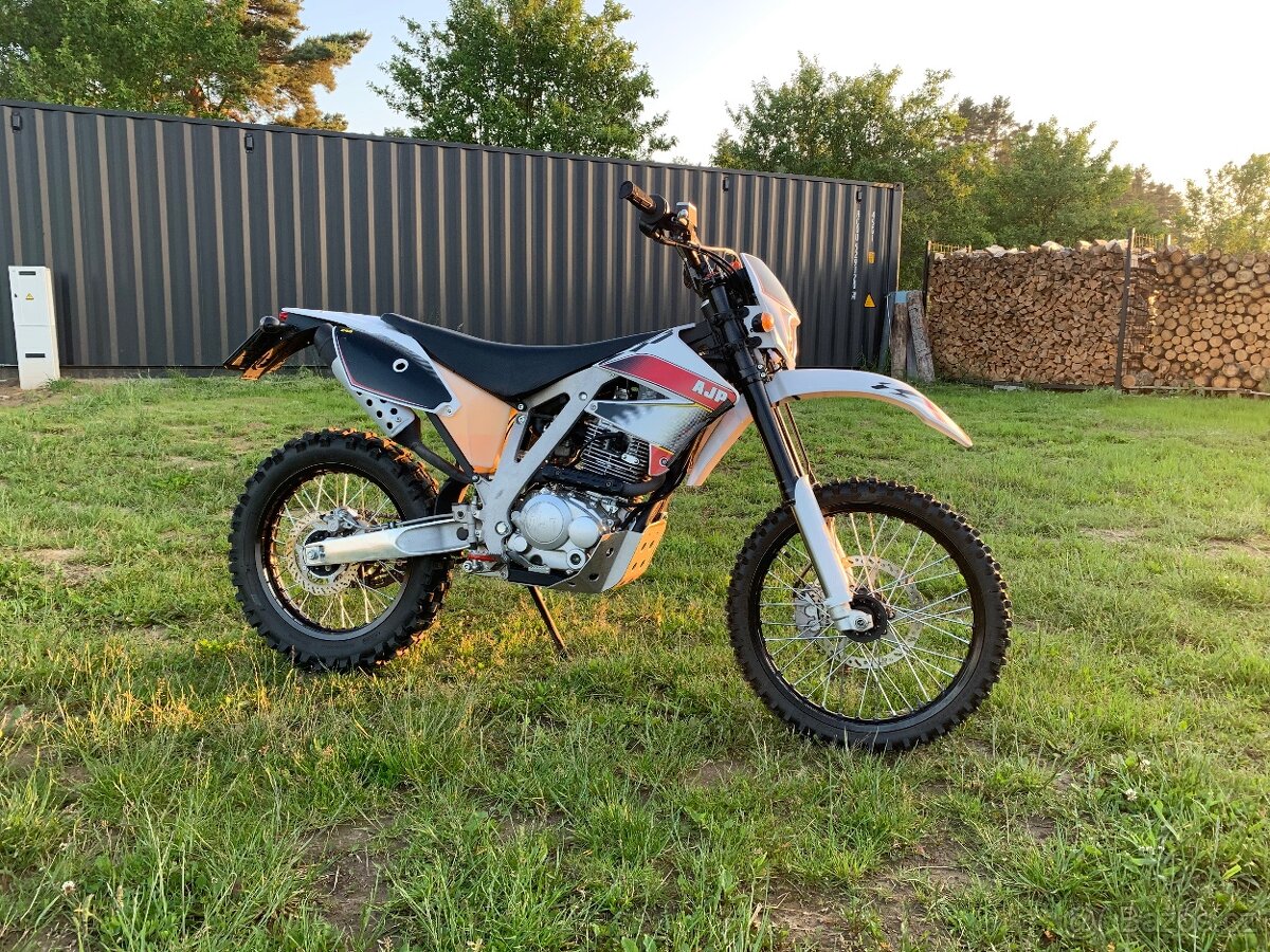 AJP PR4, 240 Enduro