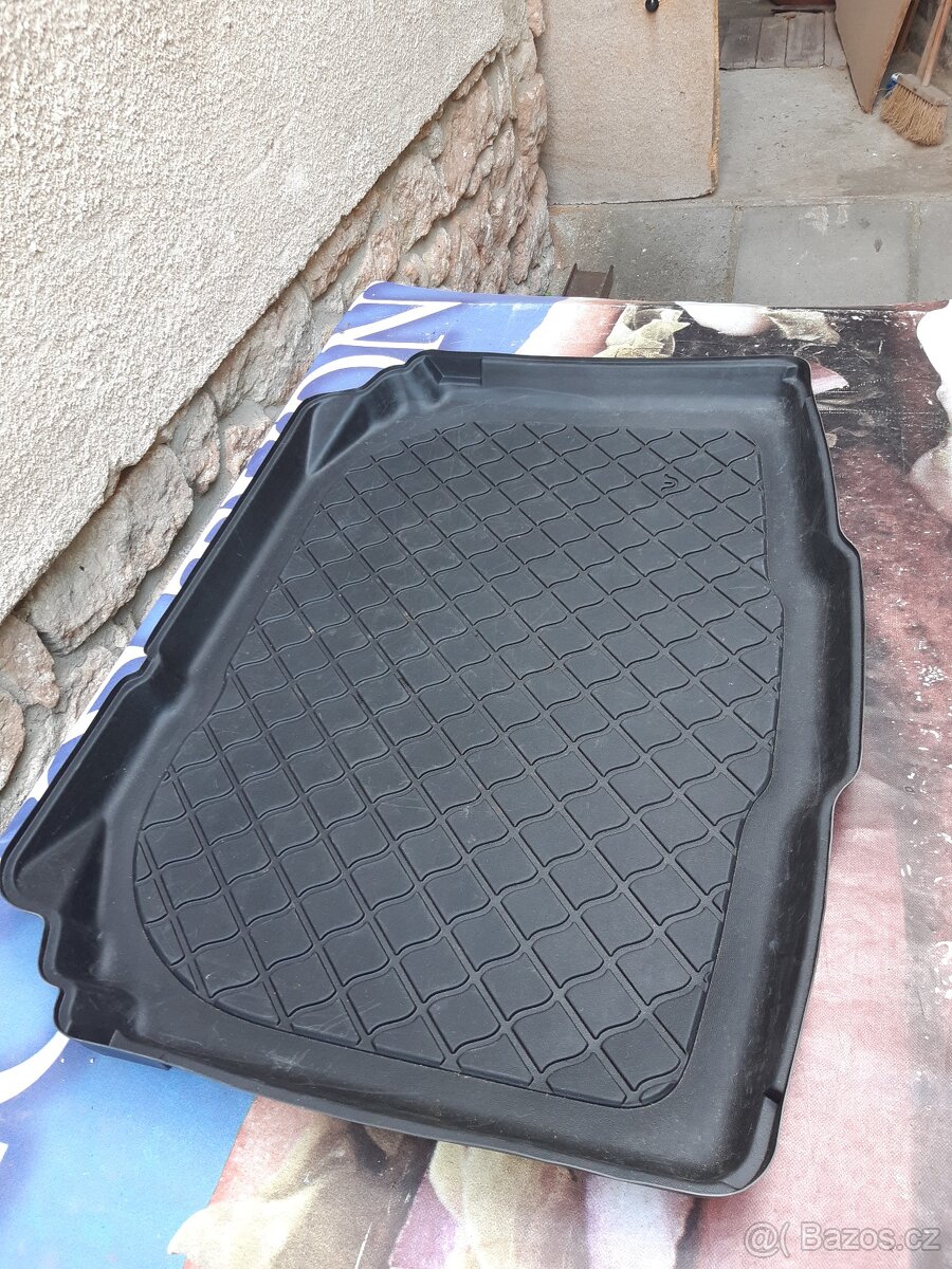 Vana do kufru Škoda Fabia IV htb.