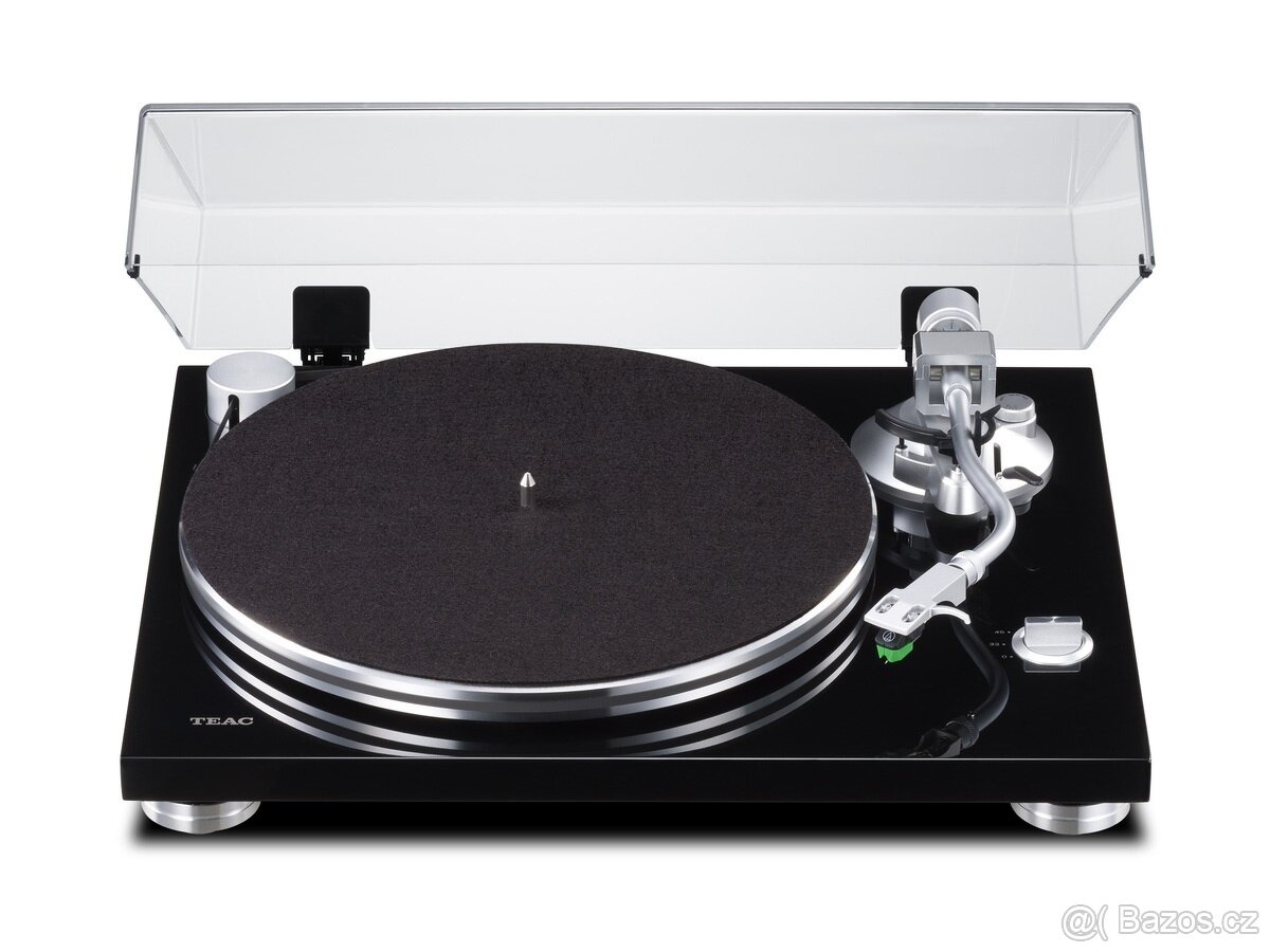 TEAC TN-3B Piano Black s AT-VM95E