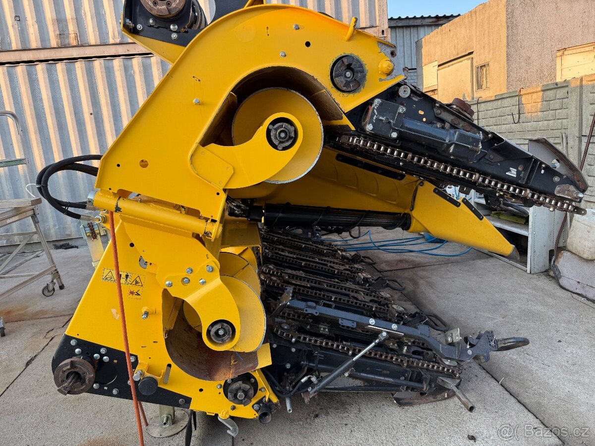 Kukuricny Adapter New Holland 8x75. RV 2021