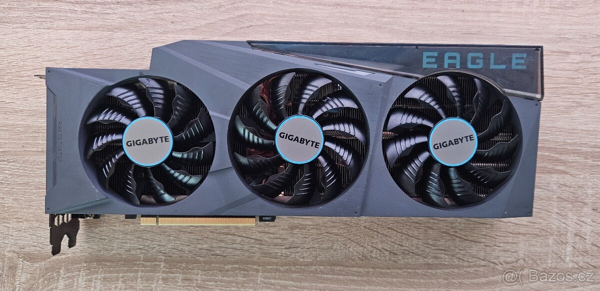 GIGABYTE GeForce RTX 3080 EAGLE OC 10GB - top stav, záruka