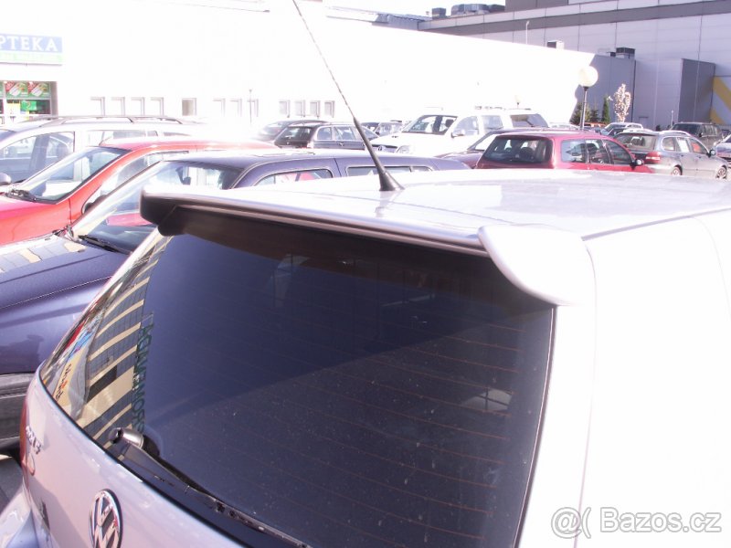 GTI R32 VW golf 4 kridlo